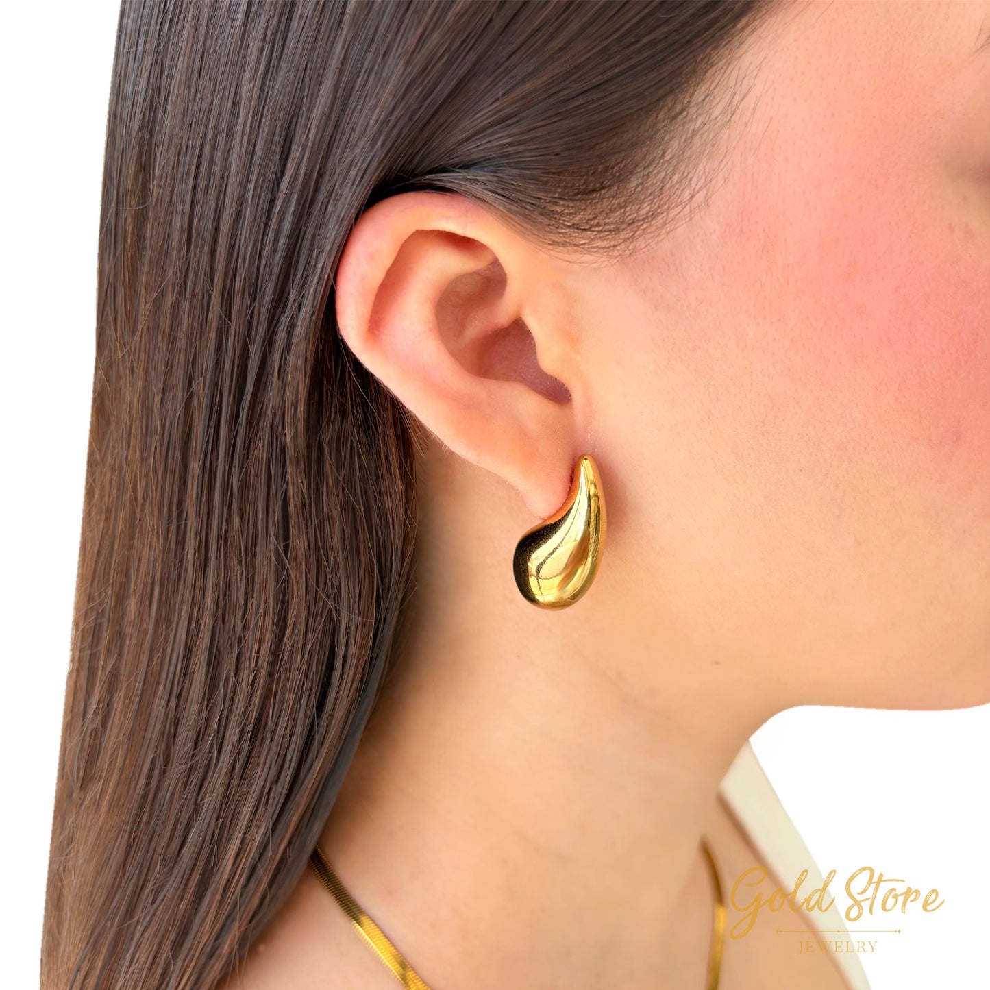ARETES GOTA DORADOS