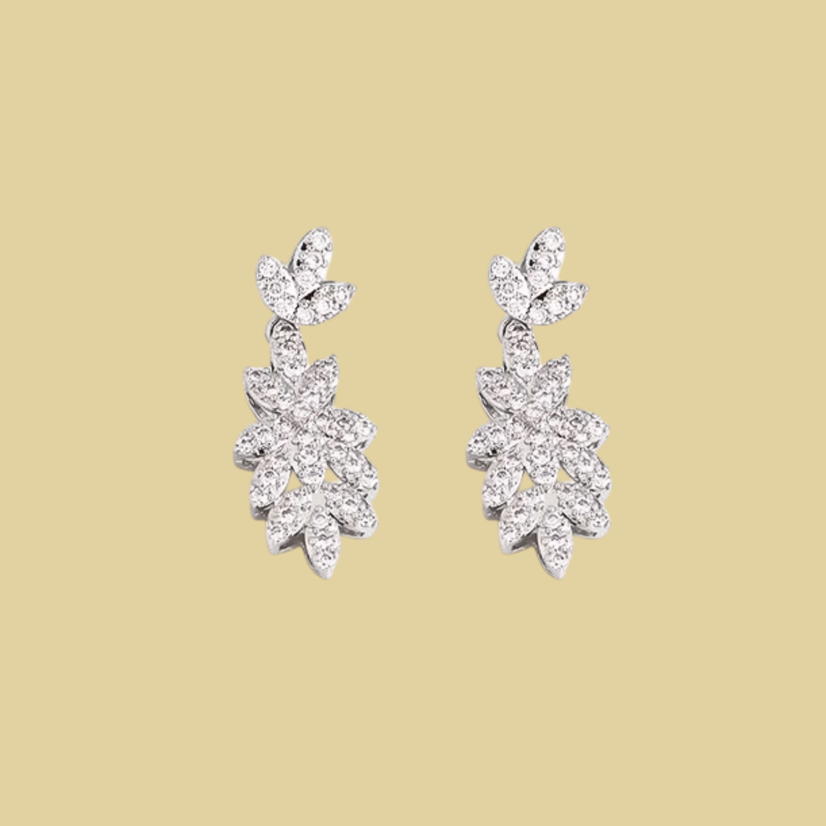 ARETES HOJAS DE CRISTAL