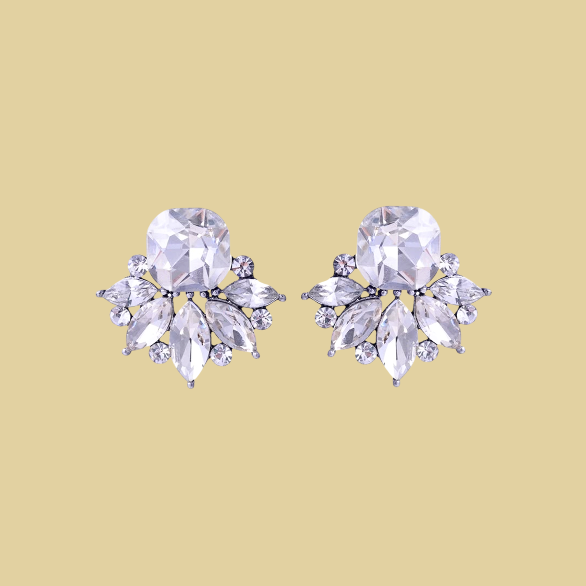 ARETES FORMA ABANICO CRISTAL