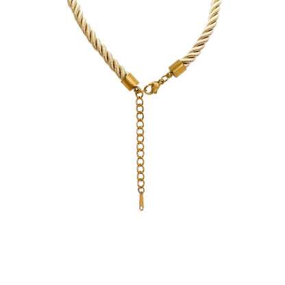 COLLAR CARACOL CHUNKY CON CORDÓN