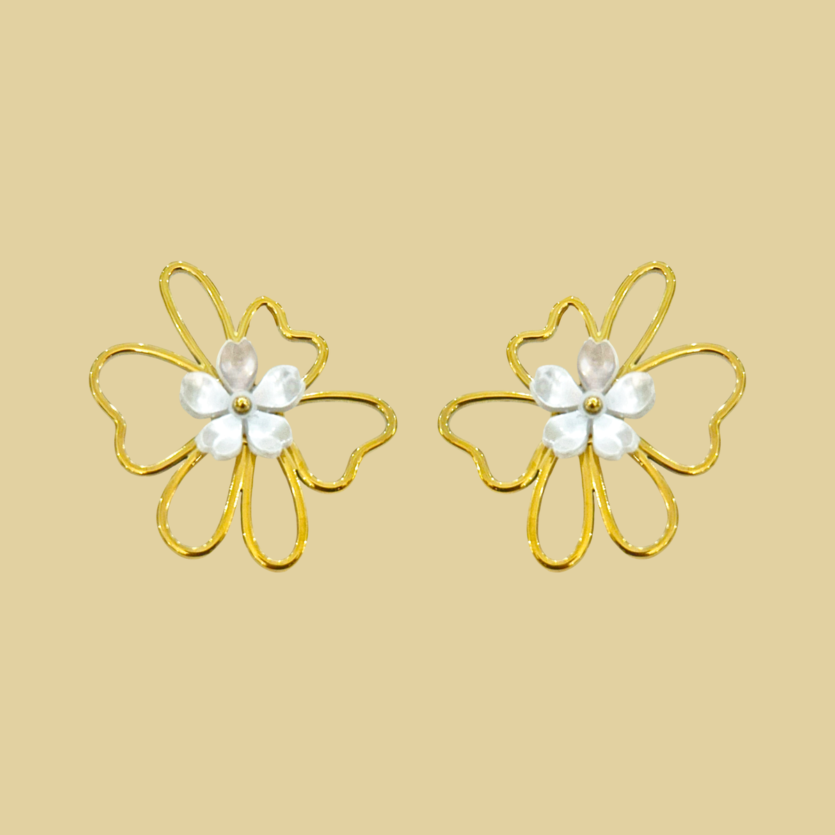 ARETES FLOR IRREGULAR